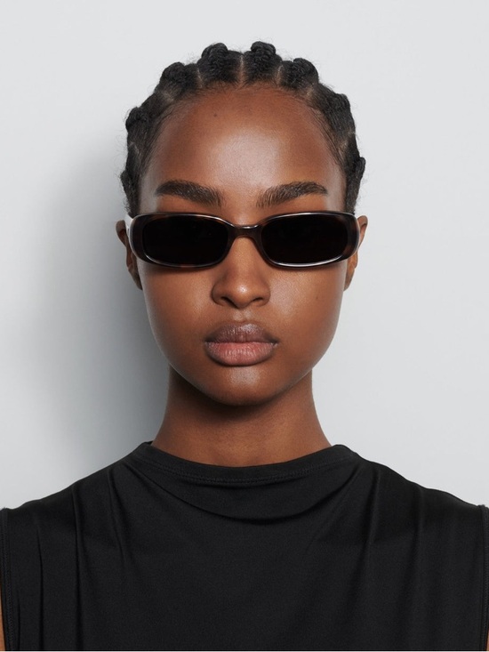 Chimi Accessories - RARE CHIMI ‘LHR’ Sunglasses in Tortoise & Grey Lens